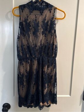 NWT Winona Australia Farrah Playsuit Navy Lace Overlay Sleeveless Sz:8